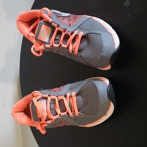 Womans Nike Sneakers